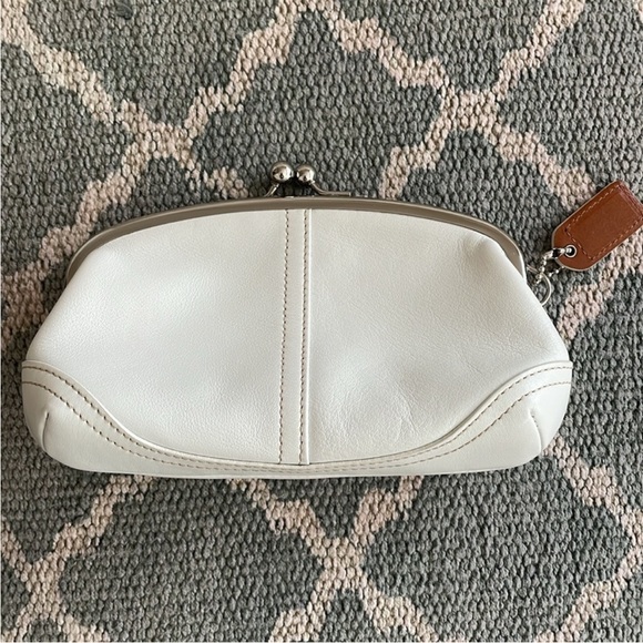 COACH White Leather Clutch/Pouch - Picture 3 of 9